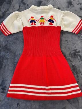 Vintage Alyssa Paper Dolls Holding Hands Sweater Dress Short Sleeve Puff Red M`